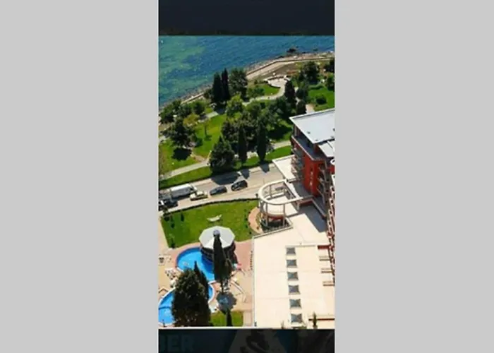 Апартамент Nessebar, South Beach, Larisa, Несебър