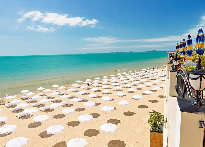 Nessebar, South Beach, Larisa, *