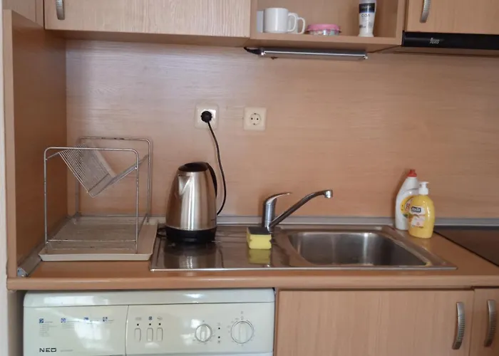 Nessebar, South Beach, Larisa, * Несебър